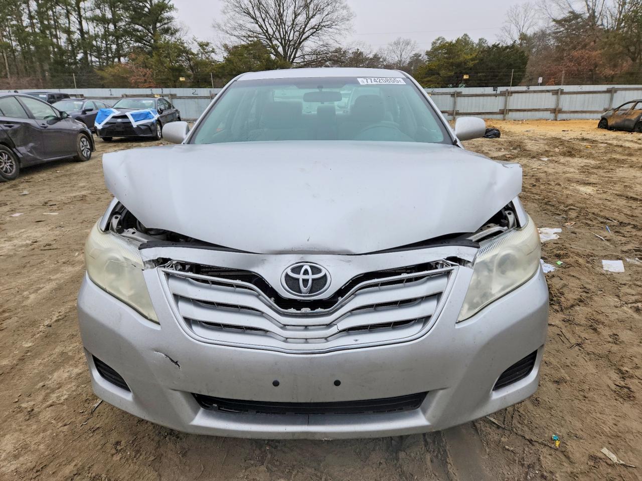 2011 TOYOTA CAMRY BASE photo 13