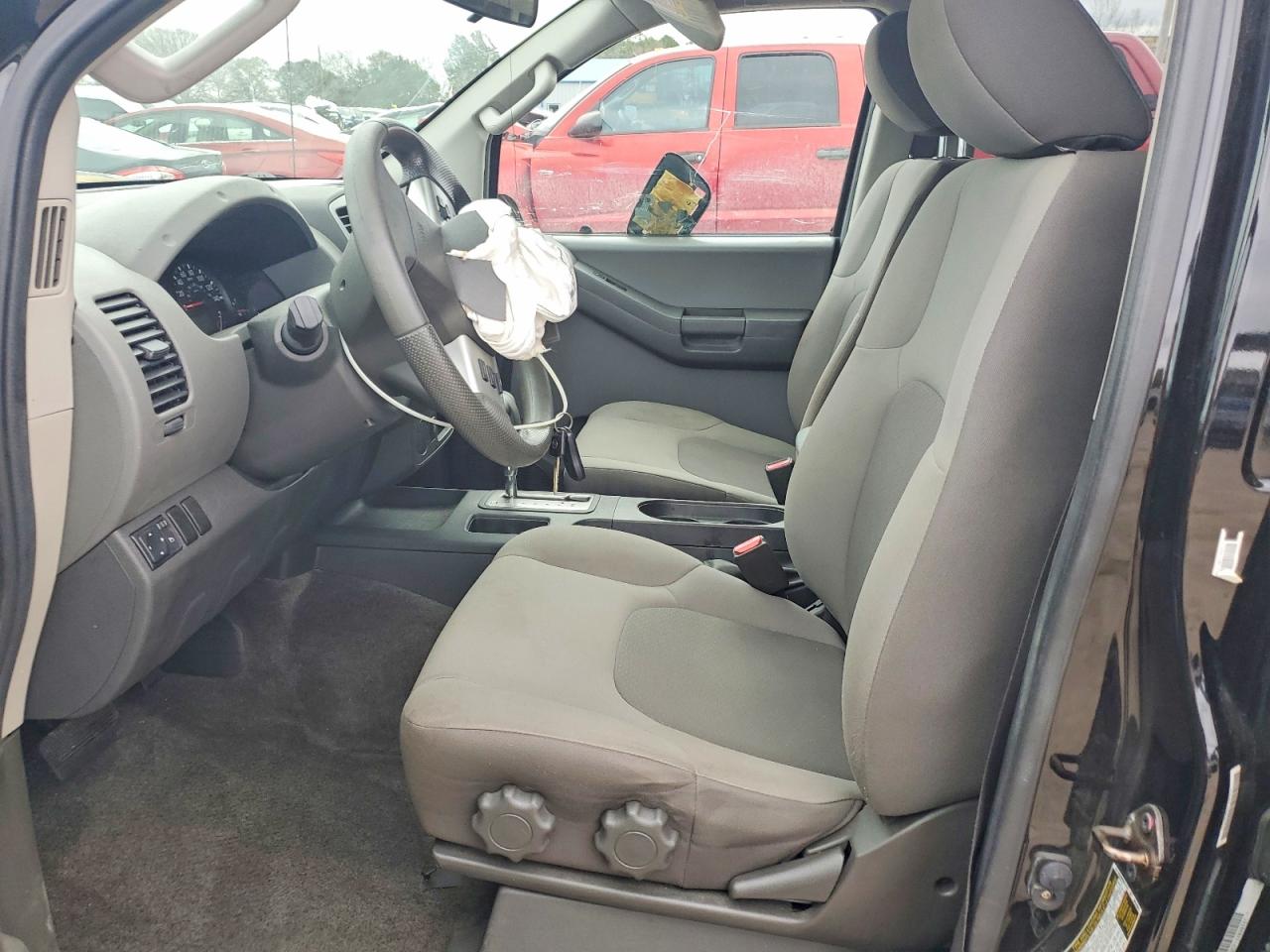 2014 NISSAN XTERRA X photo 7