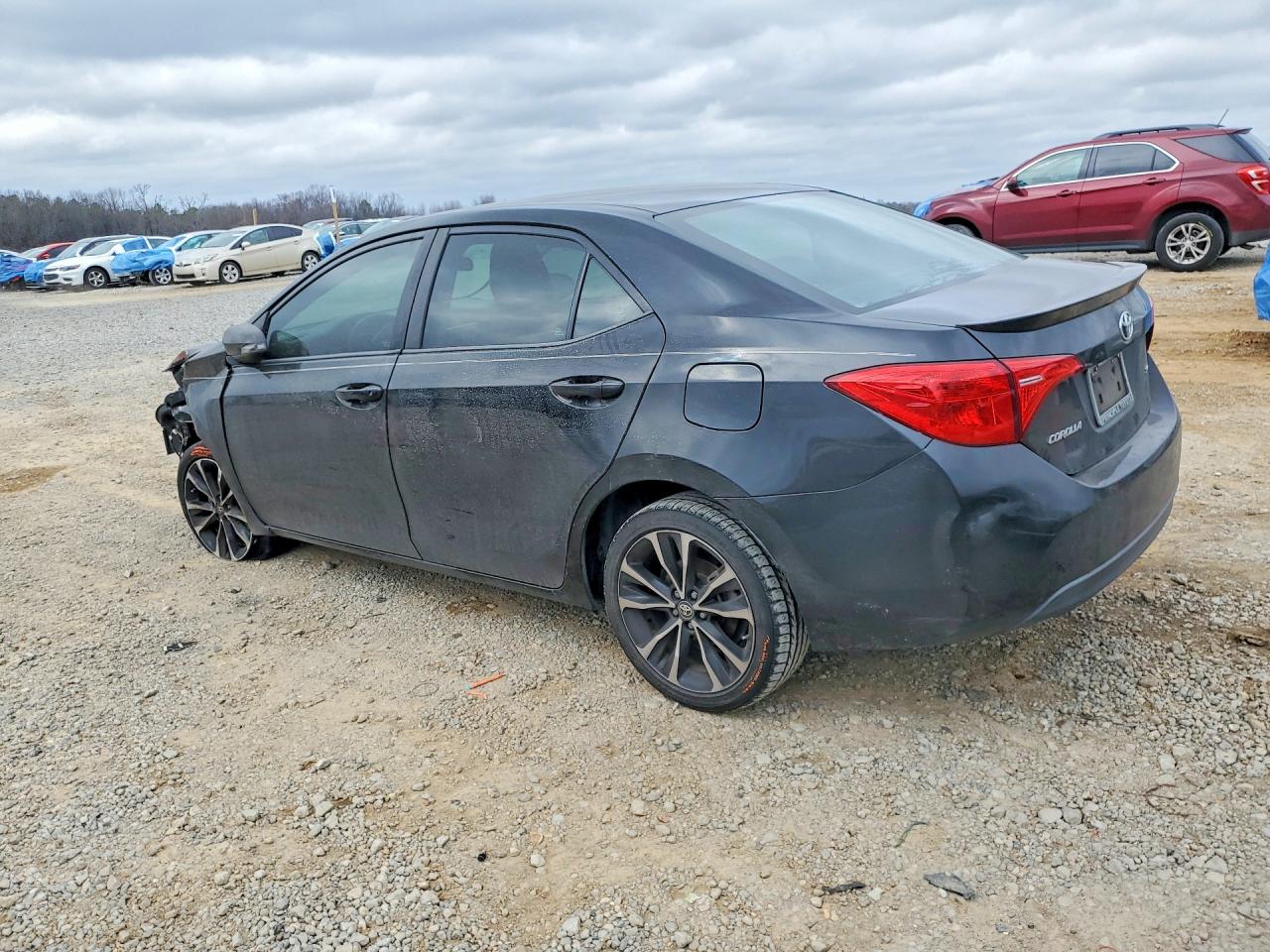 2019 TOYOTA COROLLA L photo 4