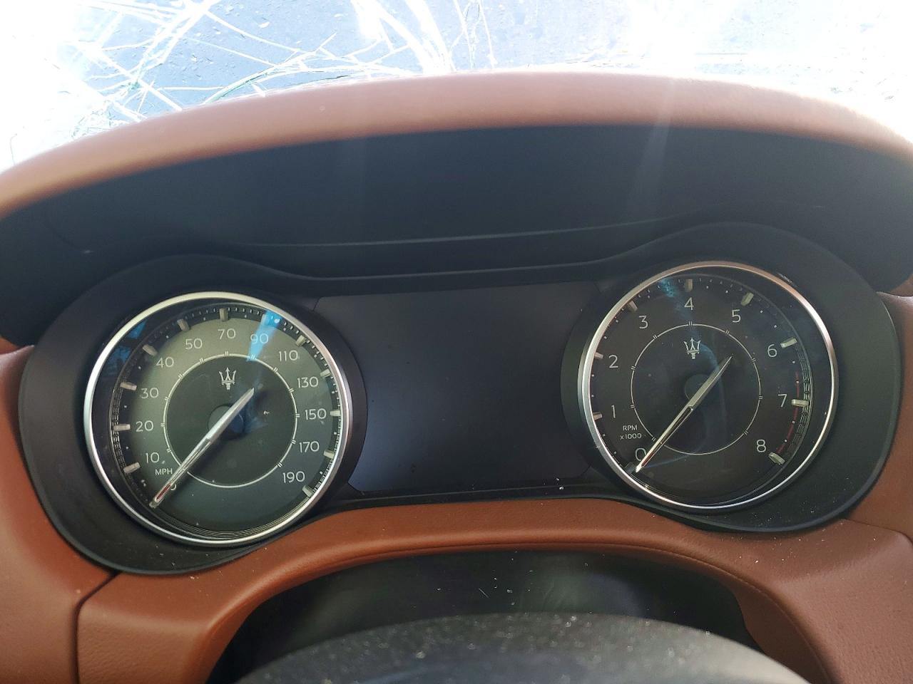 2022 MASERATI GHIBLI photo 9