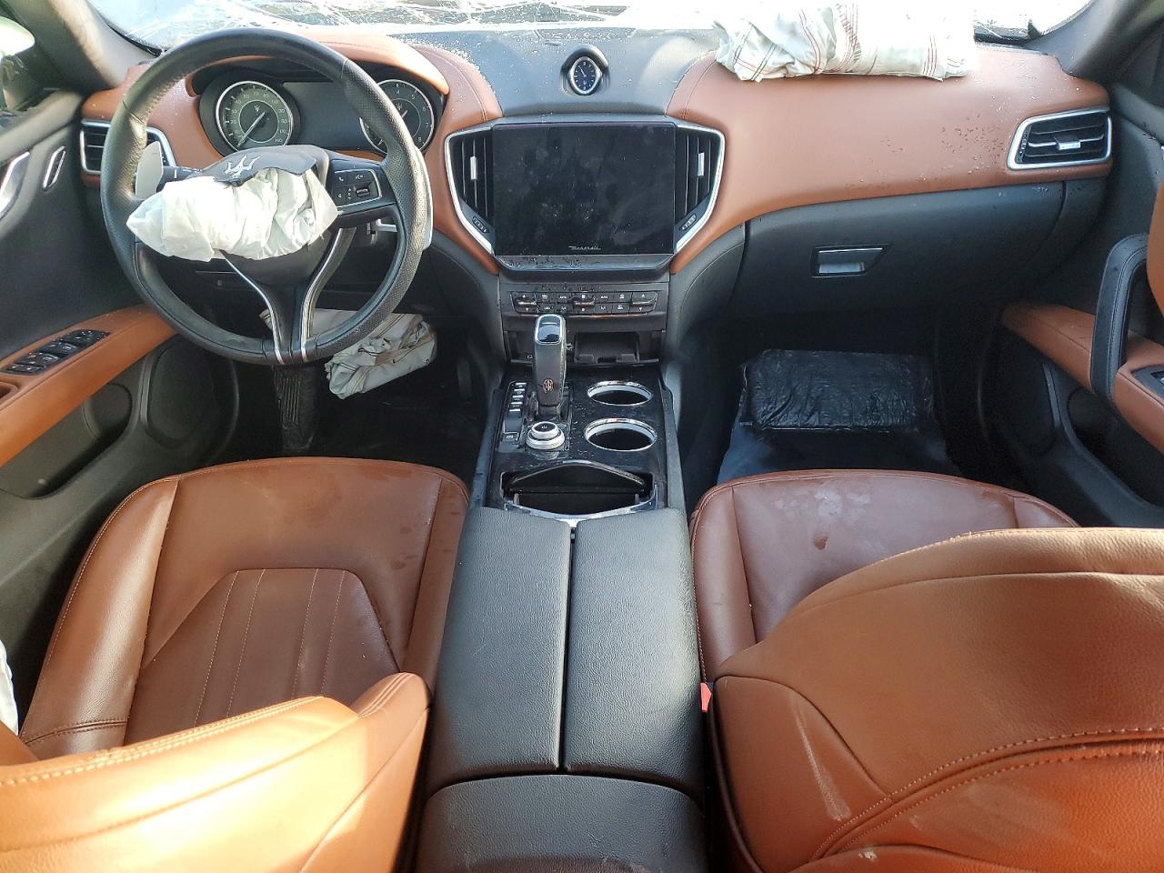 2022 MASERATI GHIBLI photo 8