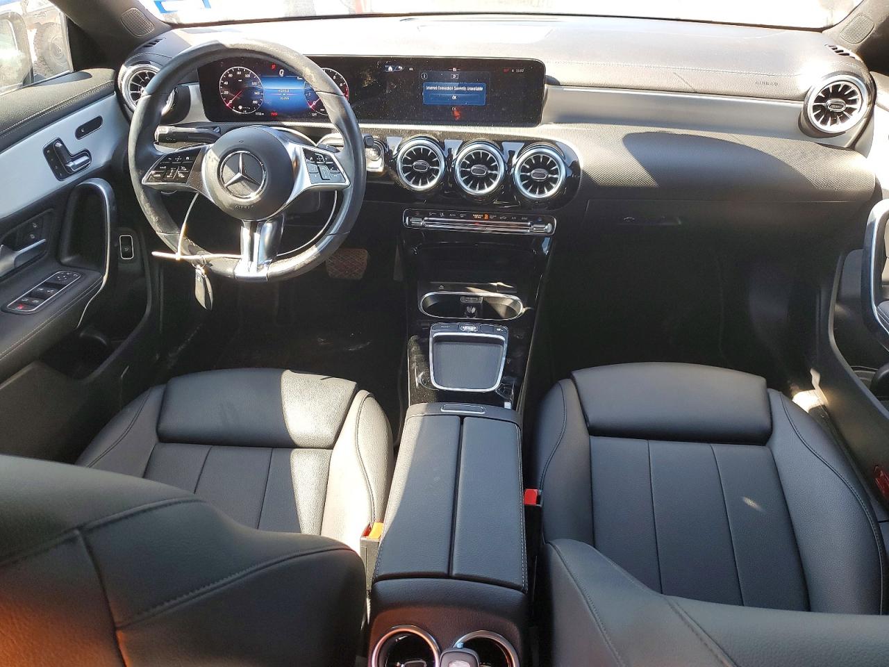 2024 MERCEDES-BENZ CLA 250 photo 8
