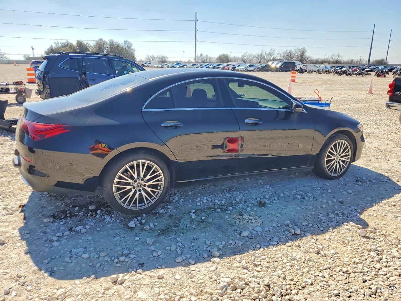 2024 MERCEDES-BENZ CLA 250 photo 3