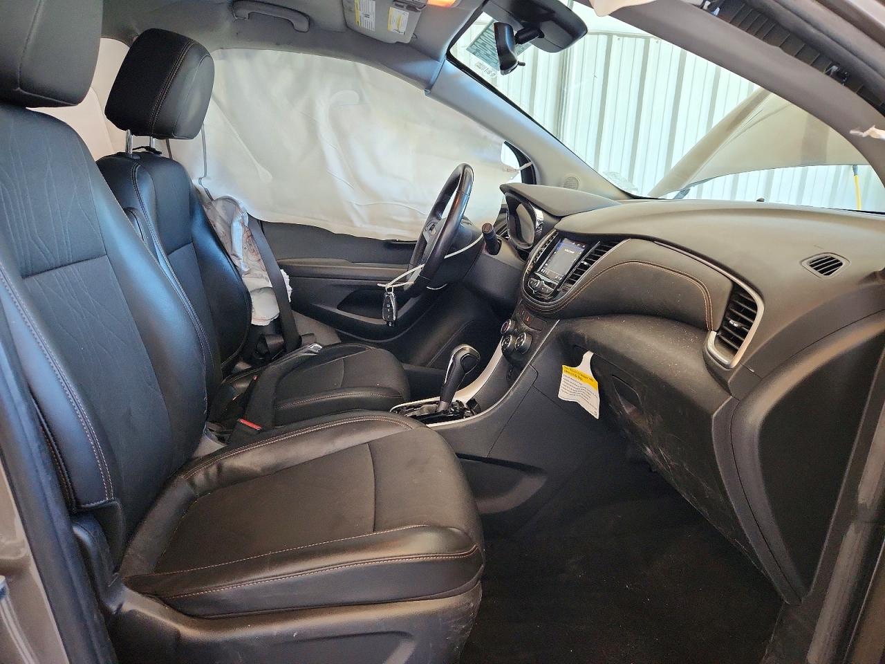 2022 CHEVROLET TRAX 1LT photo 19