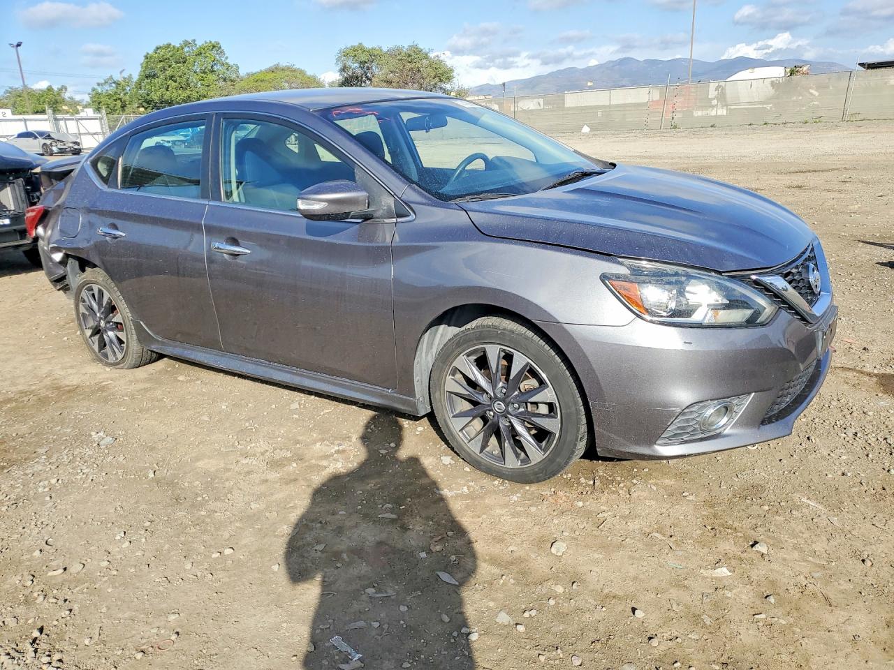 2016 NISSAN SENTRA S photo 10