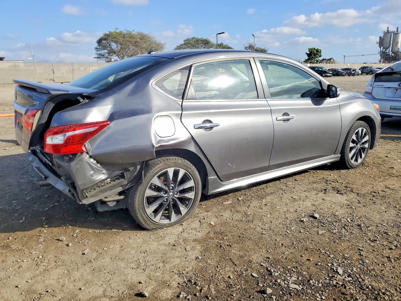 2016 NISSAN SENTRA S photo 7