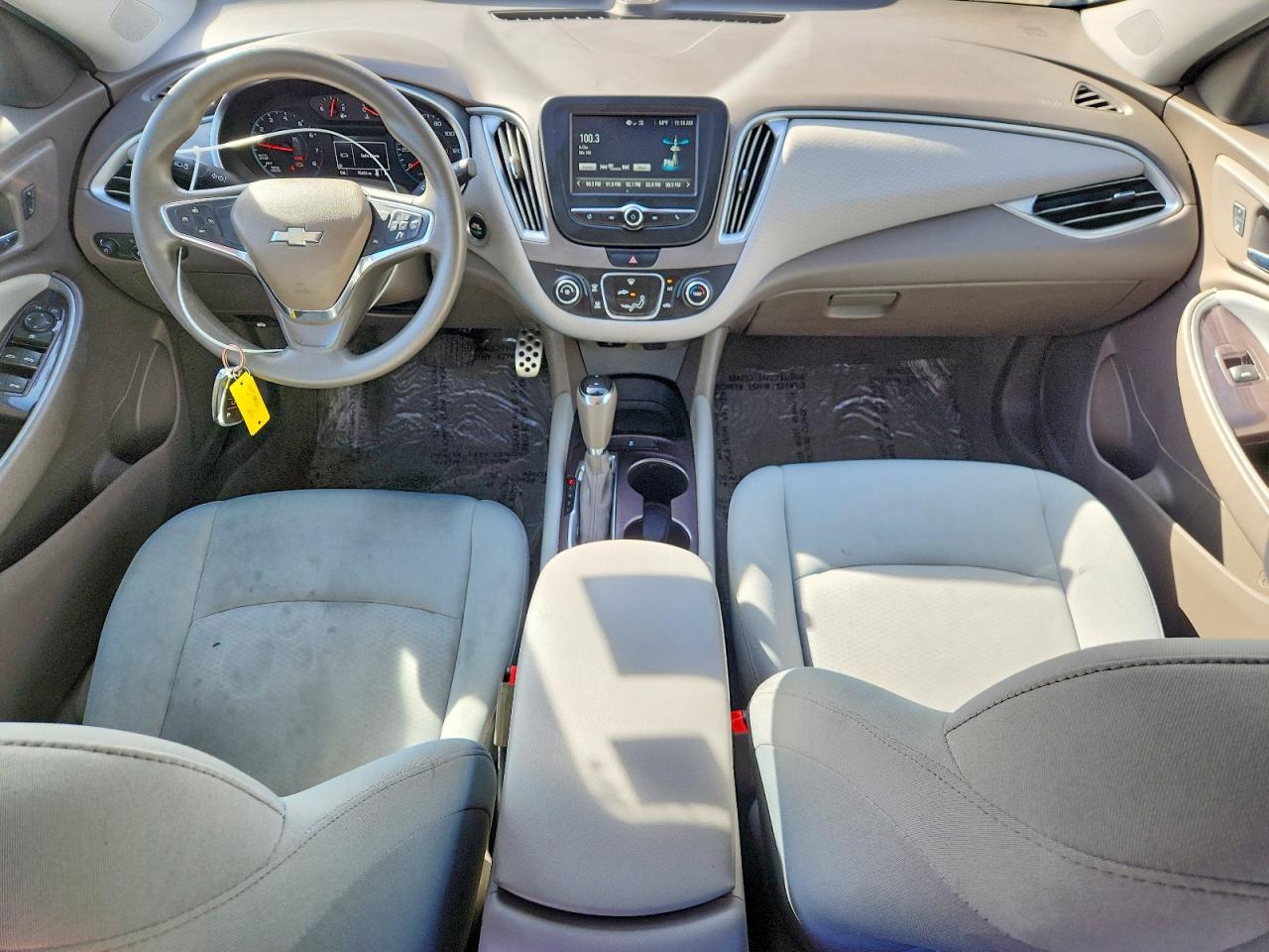 2017 CHEVROLET MALIBU LS photo 15