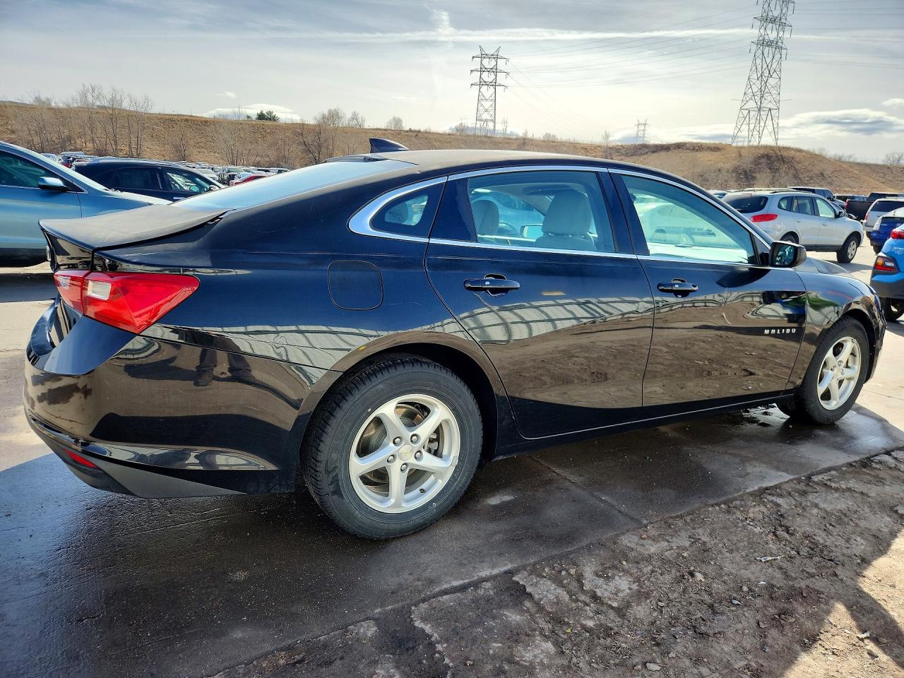 2017 CHEVROLET MALIBU LS photo 5