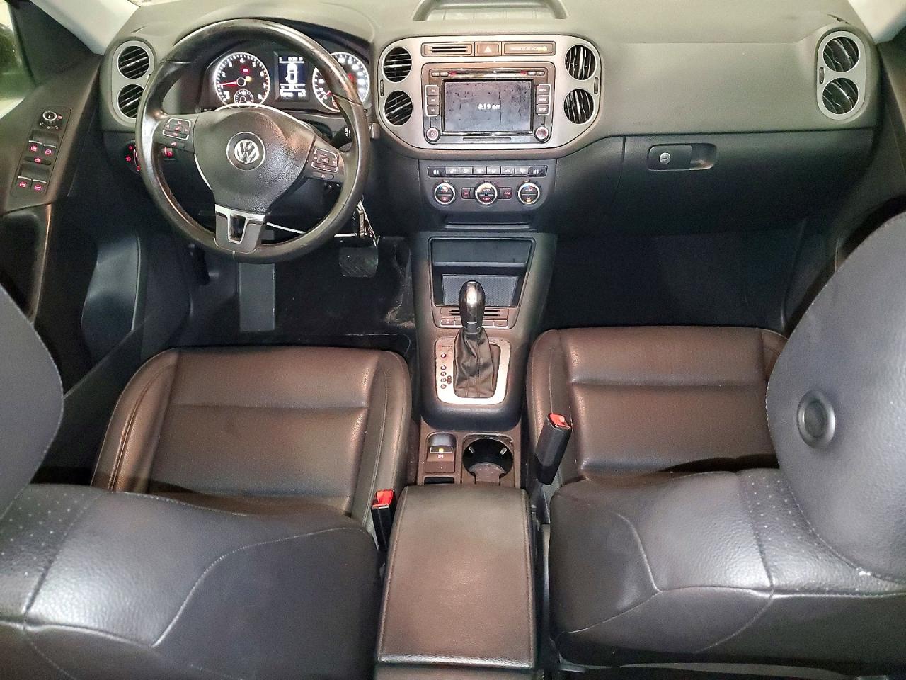 2013 VOLKSWAGEN TIGUAN S photo 8
