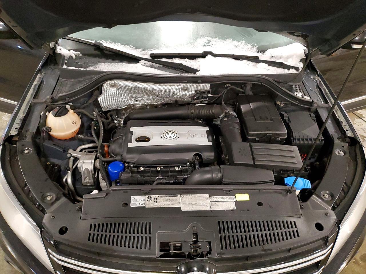 2013 VOLKSWAGEN TIGUAN S photo 12