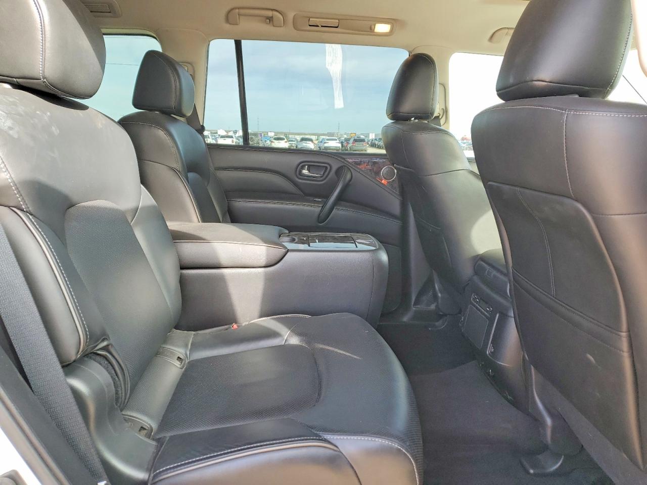 2022 INFINITI QX80 LUXE photo 21
