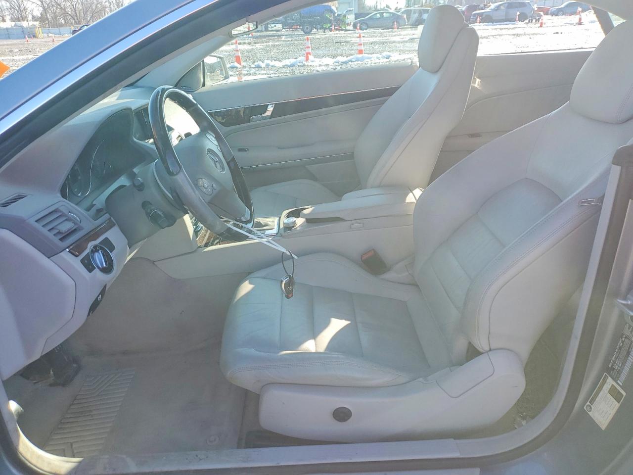 2011 MERCEDES-BENZ E 350 photo 7