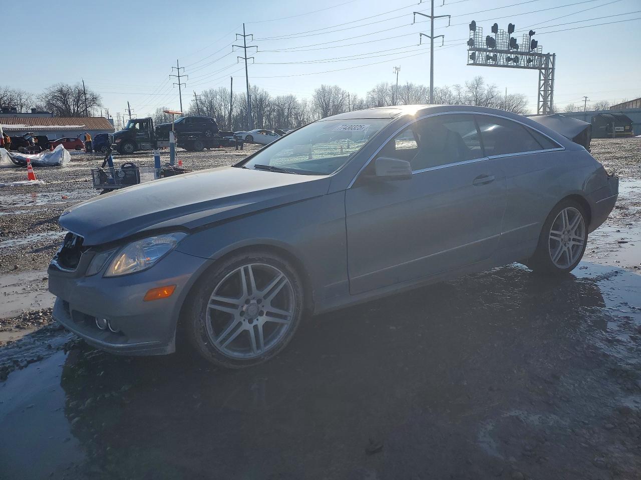 2011 MERCEDES-BENZ E