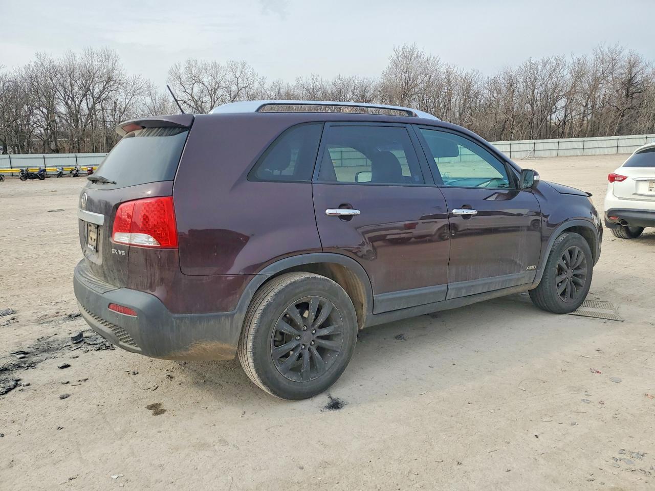 2011 KIA SORENTO EX photo 5