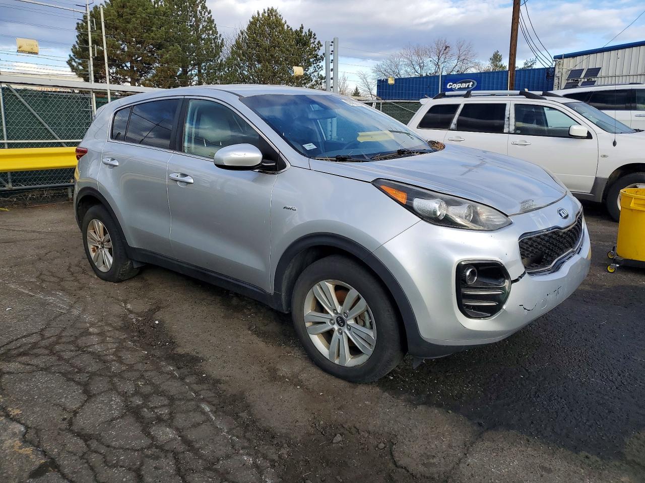 2017 KIA SPORTAGE LX photo 4