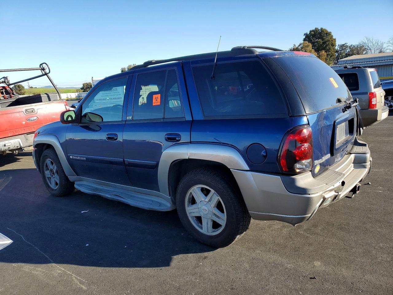 2002 CHEVROLET TRAILBLAZER photo 2