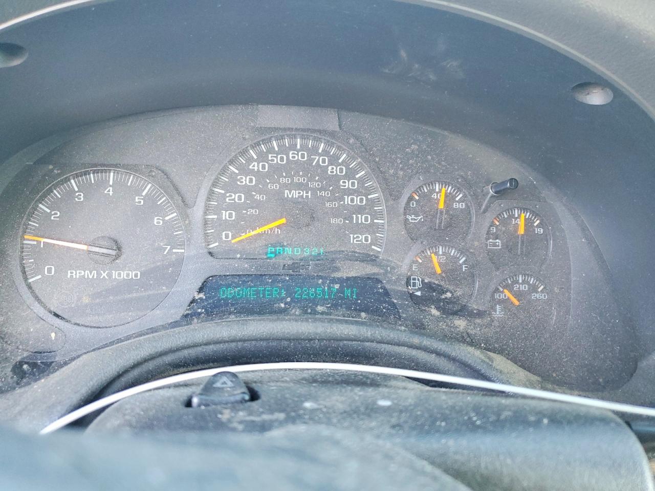 2002 CHEVROLET TRAILBLAZER photo 9