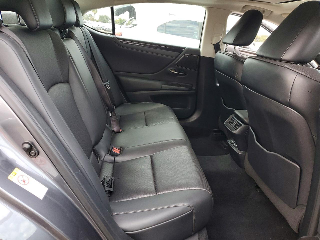 2019 LEXUS ES 350 photo 10