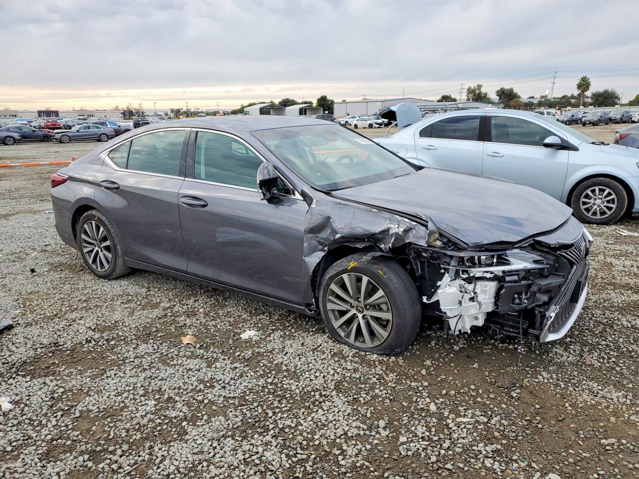 2019 LEXUS ES 350 photo 4