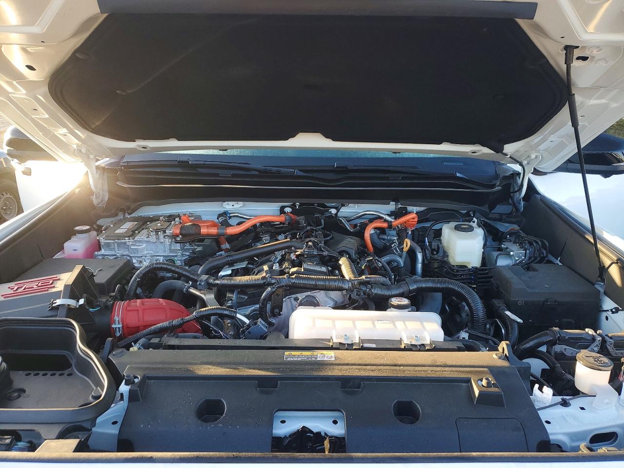 2025 TOYOTA TACOMA DOUBLE CAB photo 31