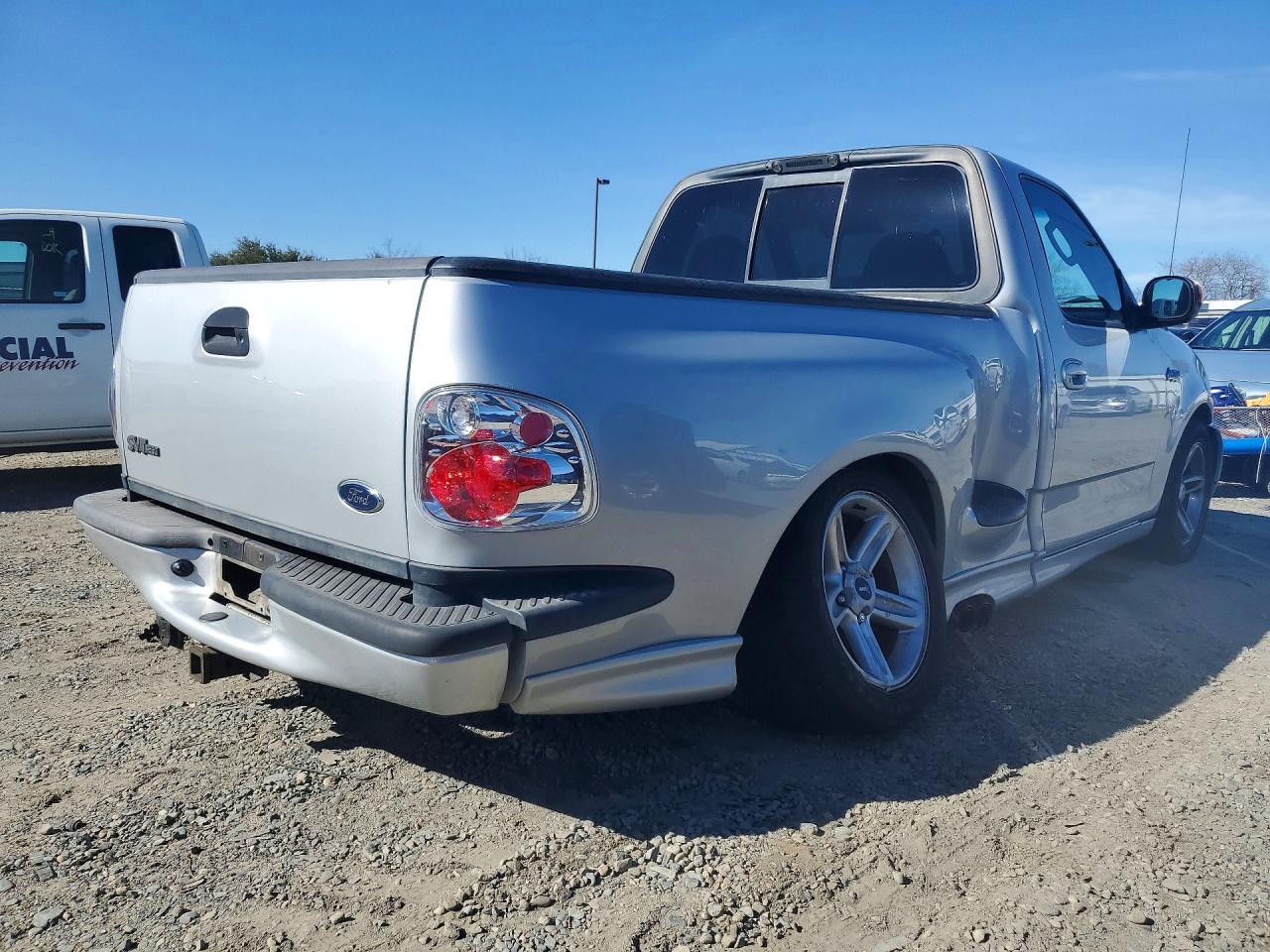 2004 FORD F150 SVT LIGHTNING photo 5