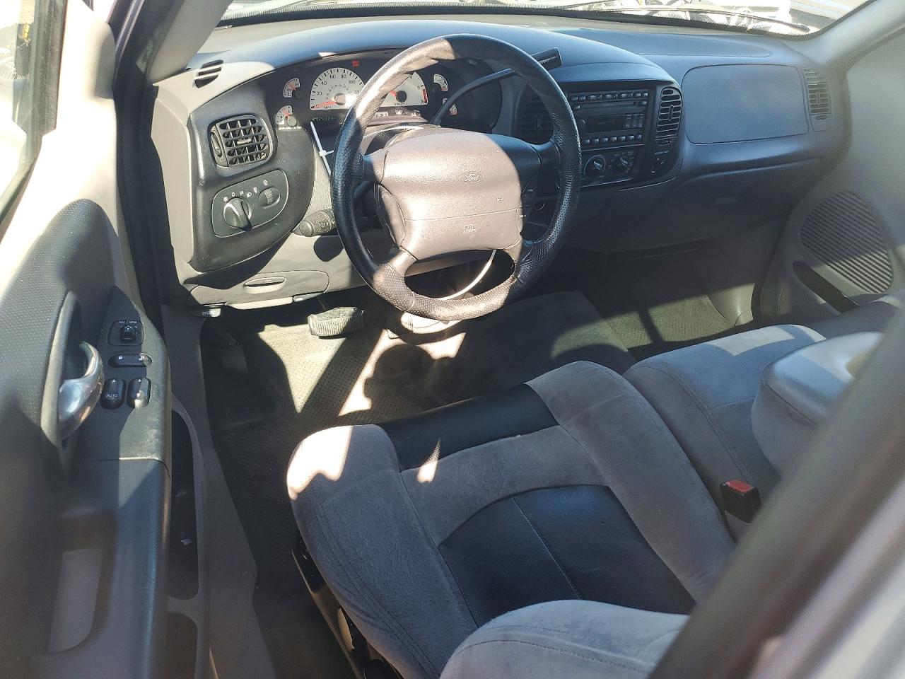 2004 FORD F150 SVT LIGHTNING photo 15