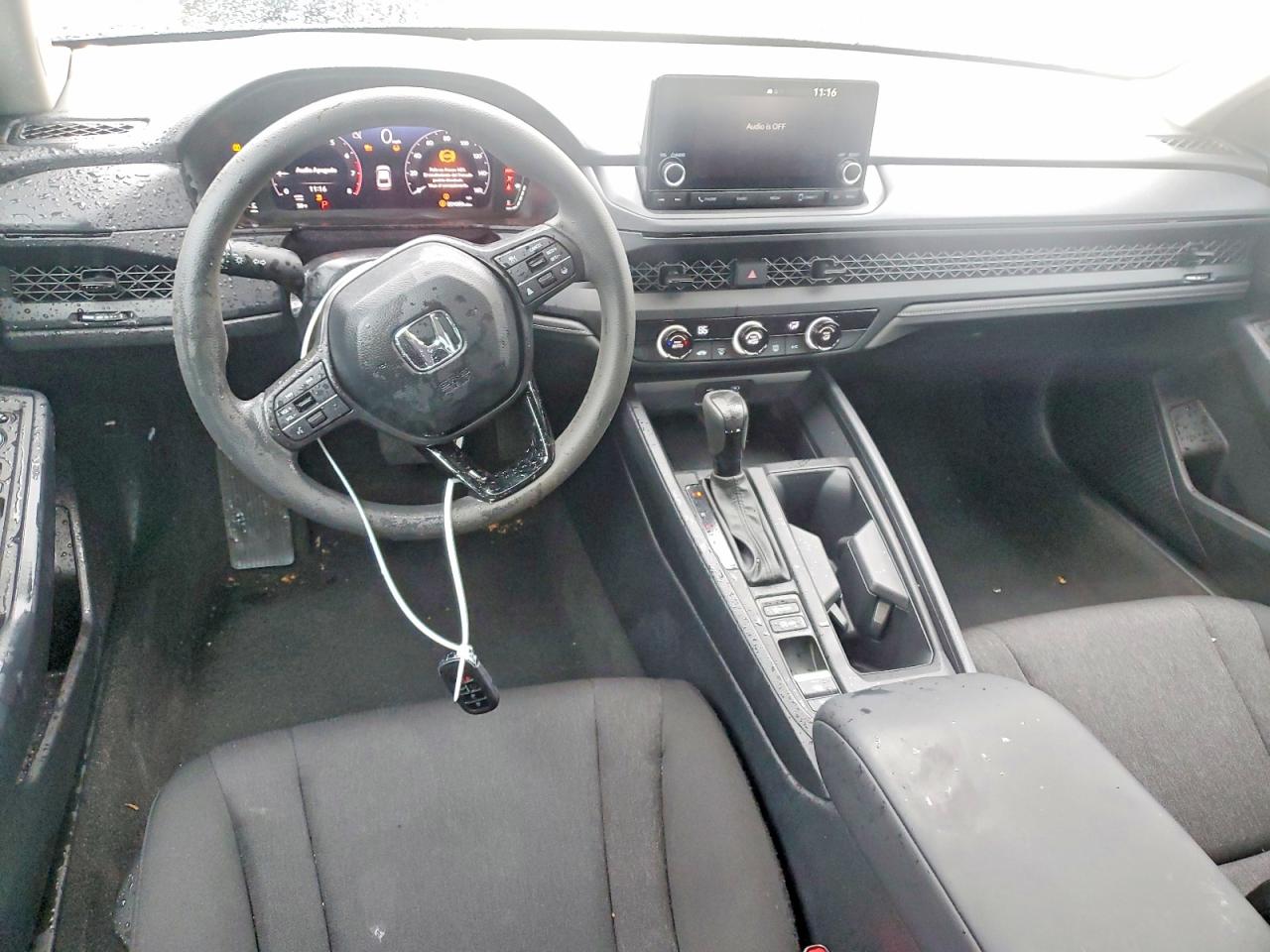 2025 HONDA ACCORD LX photo 15