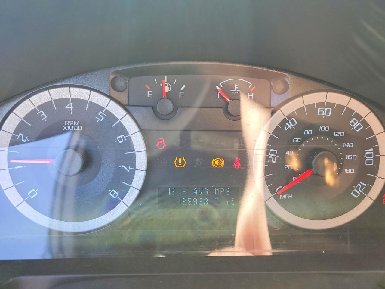 2011 FORD ESCAPE XLT photo 25
