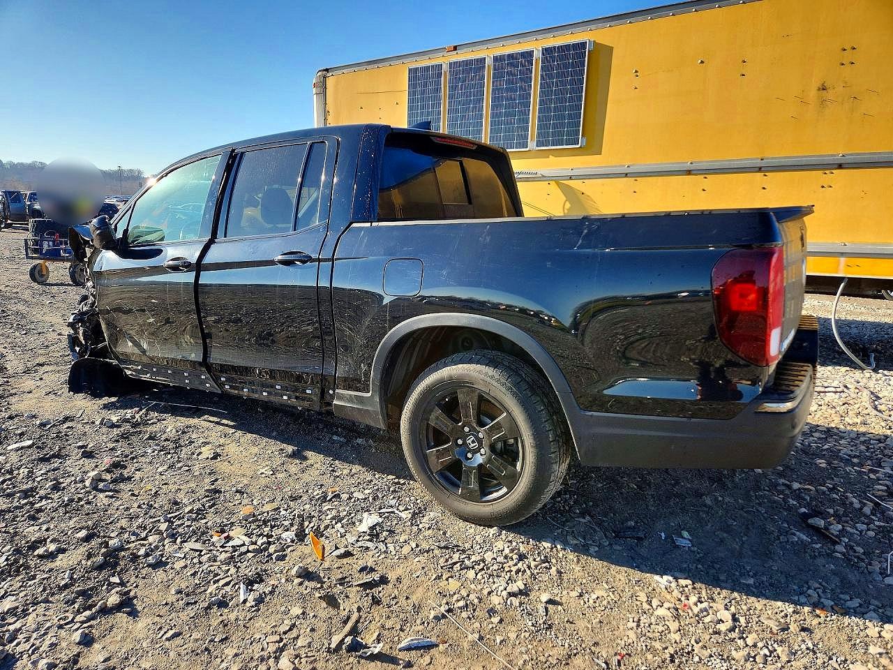 2019 HONDA RIDGELINE BLACK EDITION photo 4