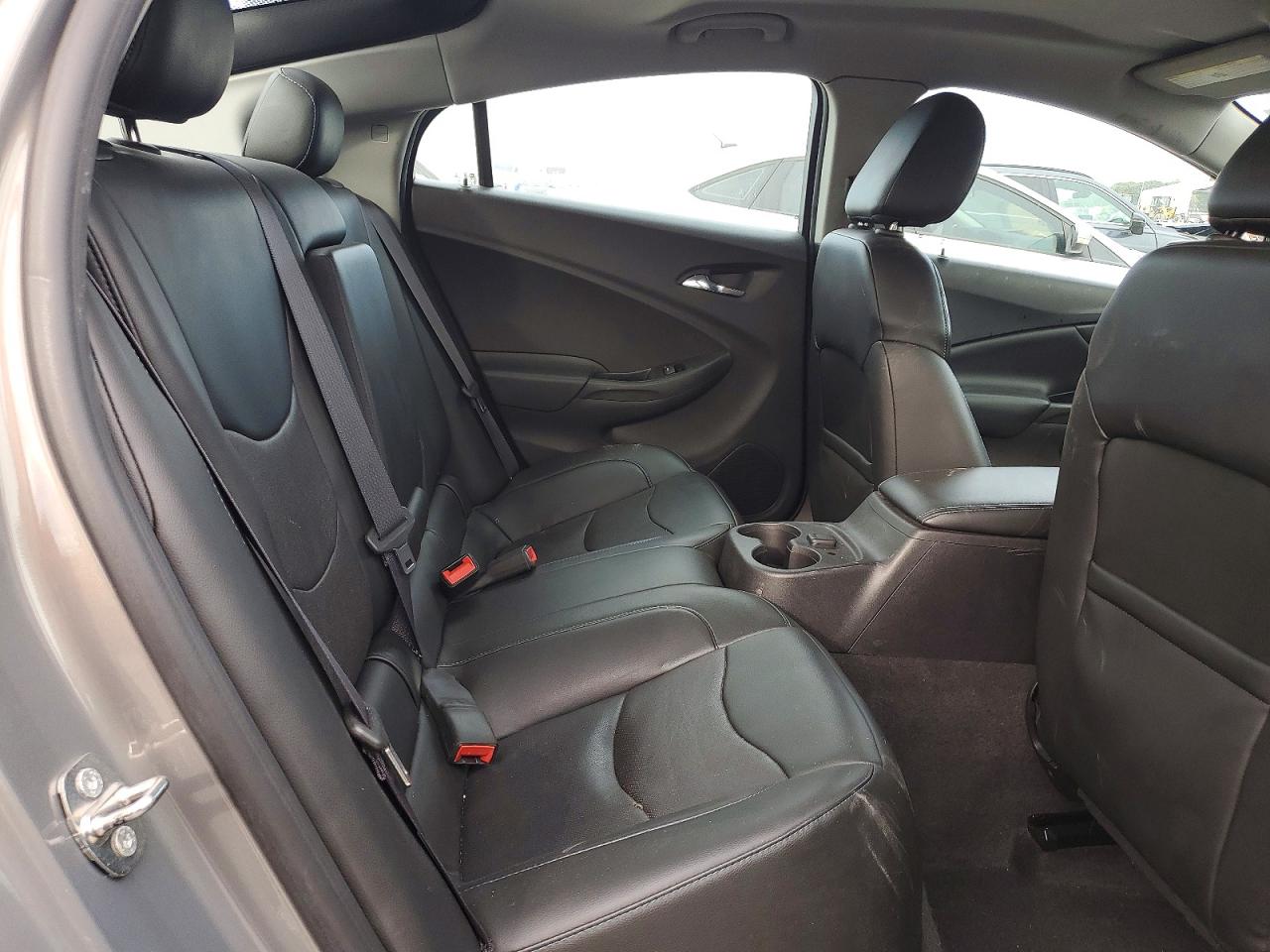 2017 CHEVROLET VOLT LT photo 10