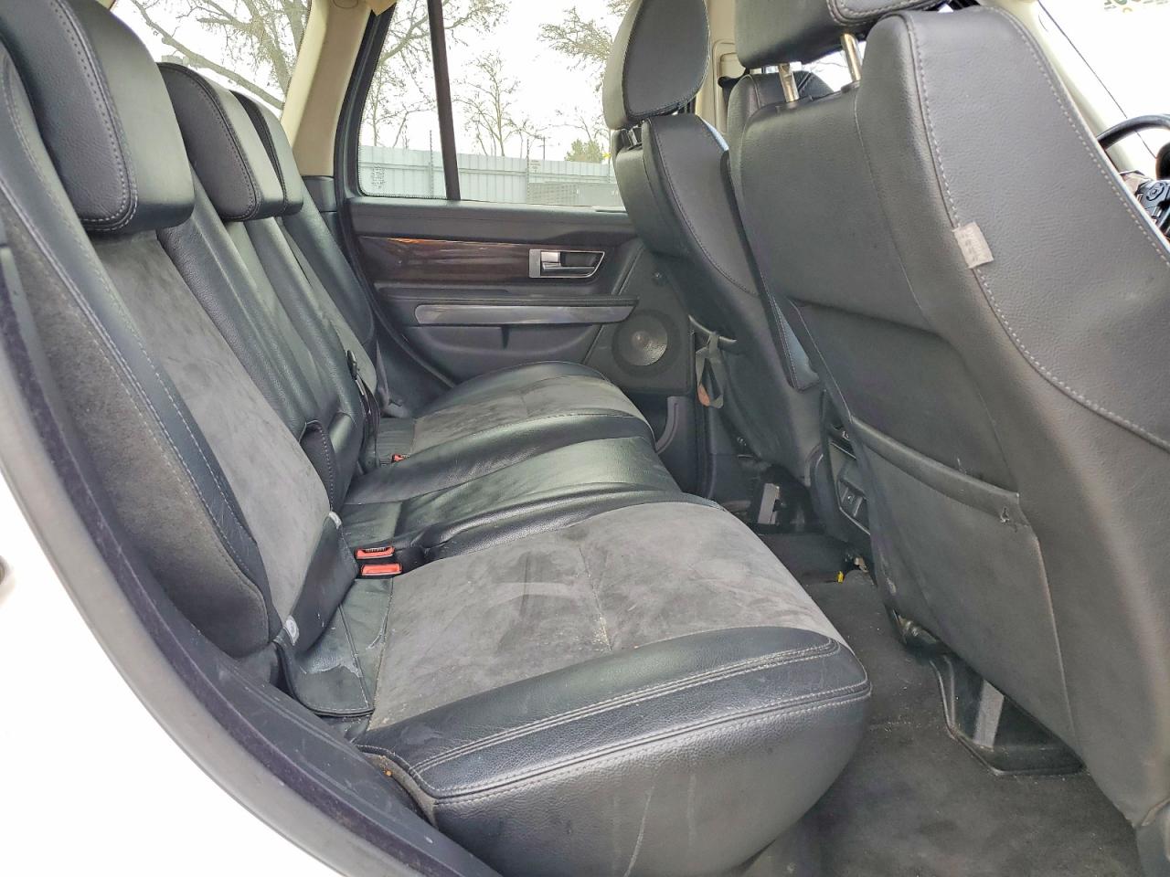 2011 LAND ROVER RANGE ROVER SPORT HSE photo 31