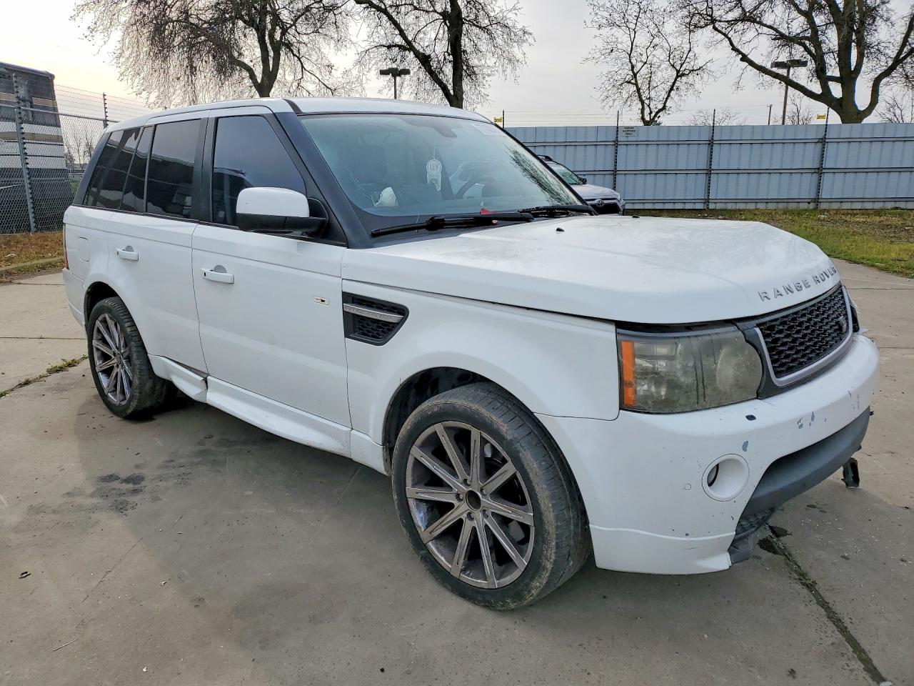 2011 LAND ROVER RANGE ROVER SPORT HSE photo 10