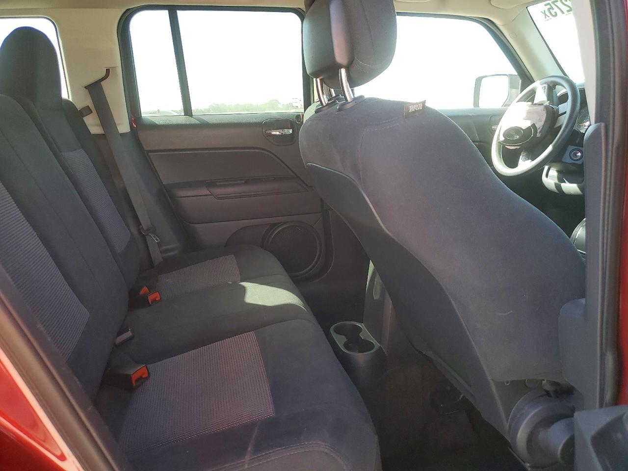 2015 JEEP PATRIOT SPORT photo 21