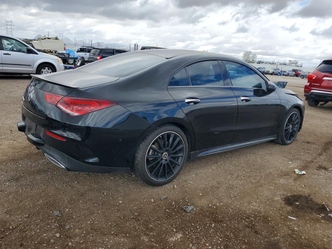 2023 MERCEDES-BENZ CLA 250 photo 3