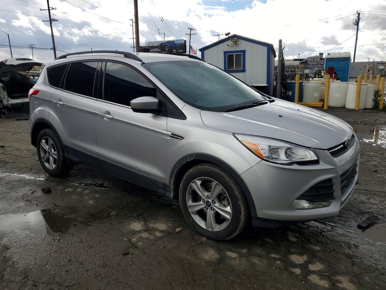 2015 FORD ESCAPE SE photo 13