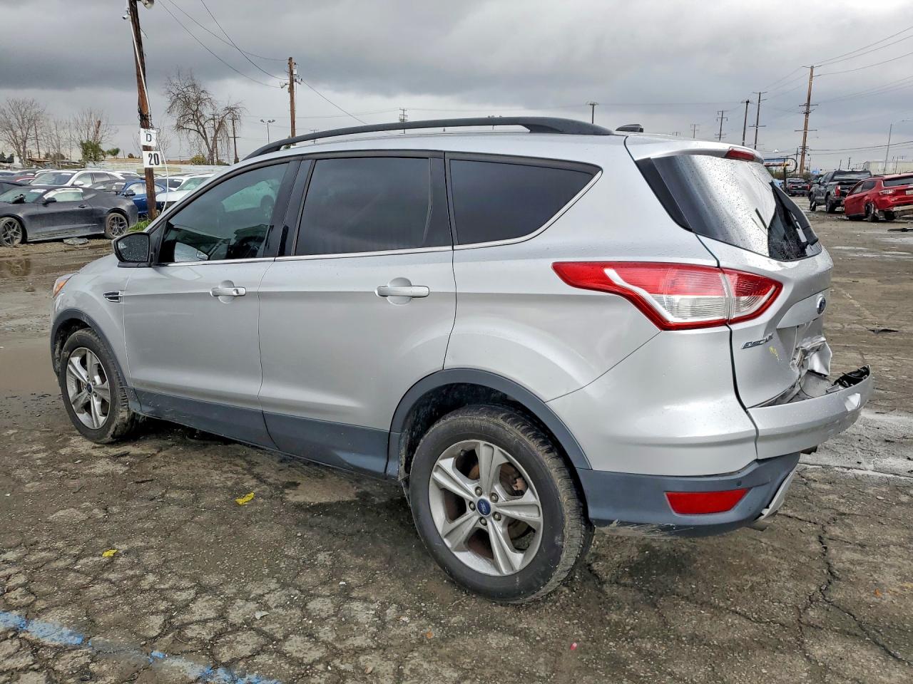 2015 FORD ESCAPE SE photo 5