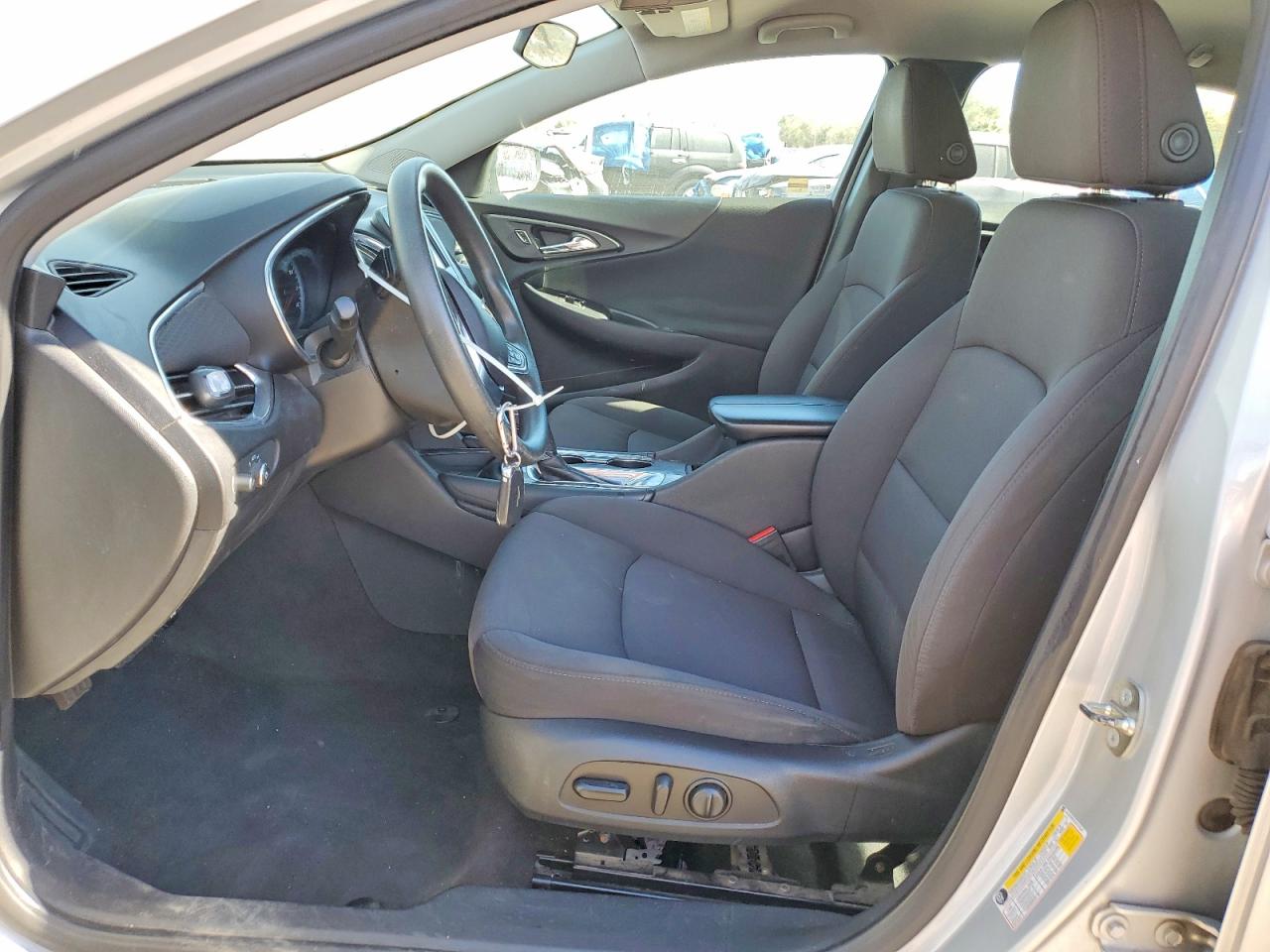 2018 CHEVROLET MALIBU LT photo 13