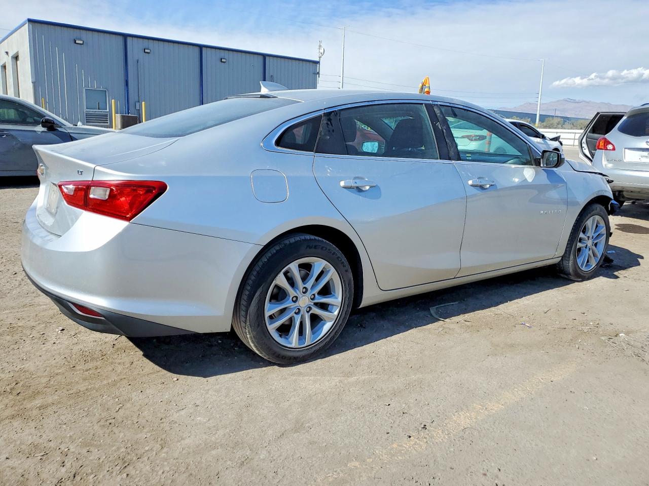2018 CHEVROLET MALIBU LT photo 5