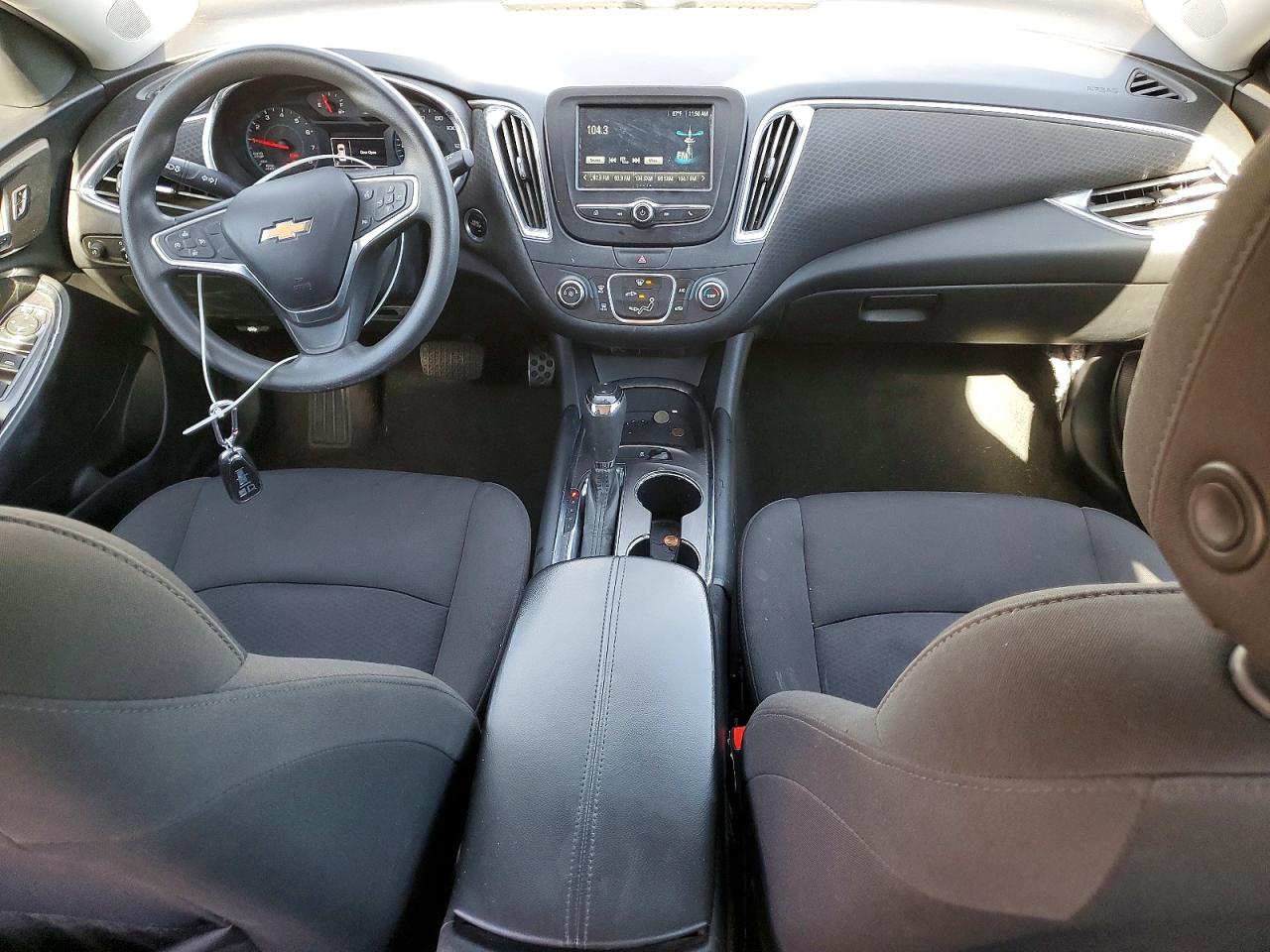 2018 CHEVROLET MALIBU LT photo 15