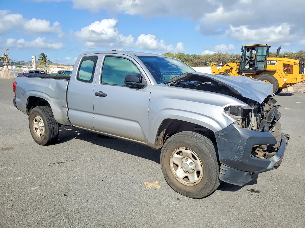 2017 TOYOTA TACOMA photo 10