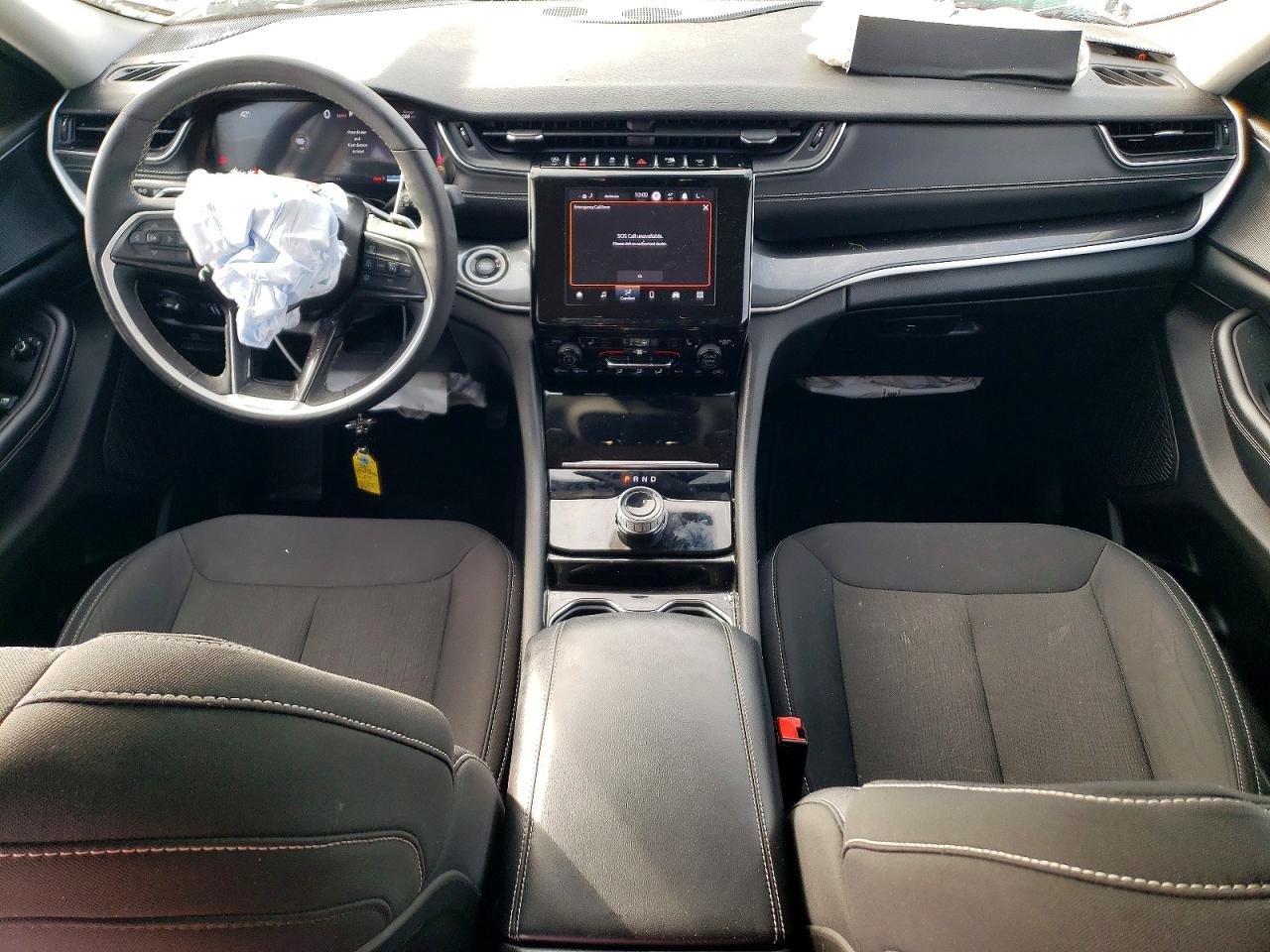 2023 JEEP GRAND CHEROKEE L LAREDO photo 15
