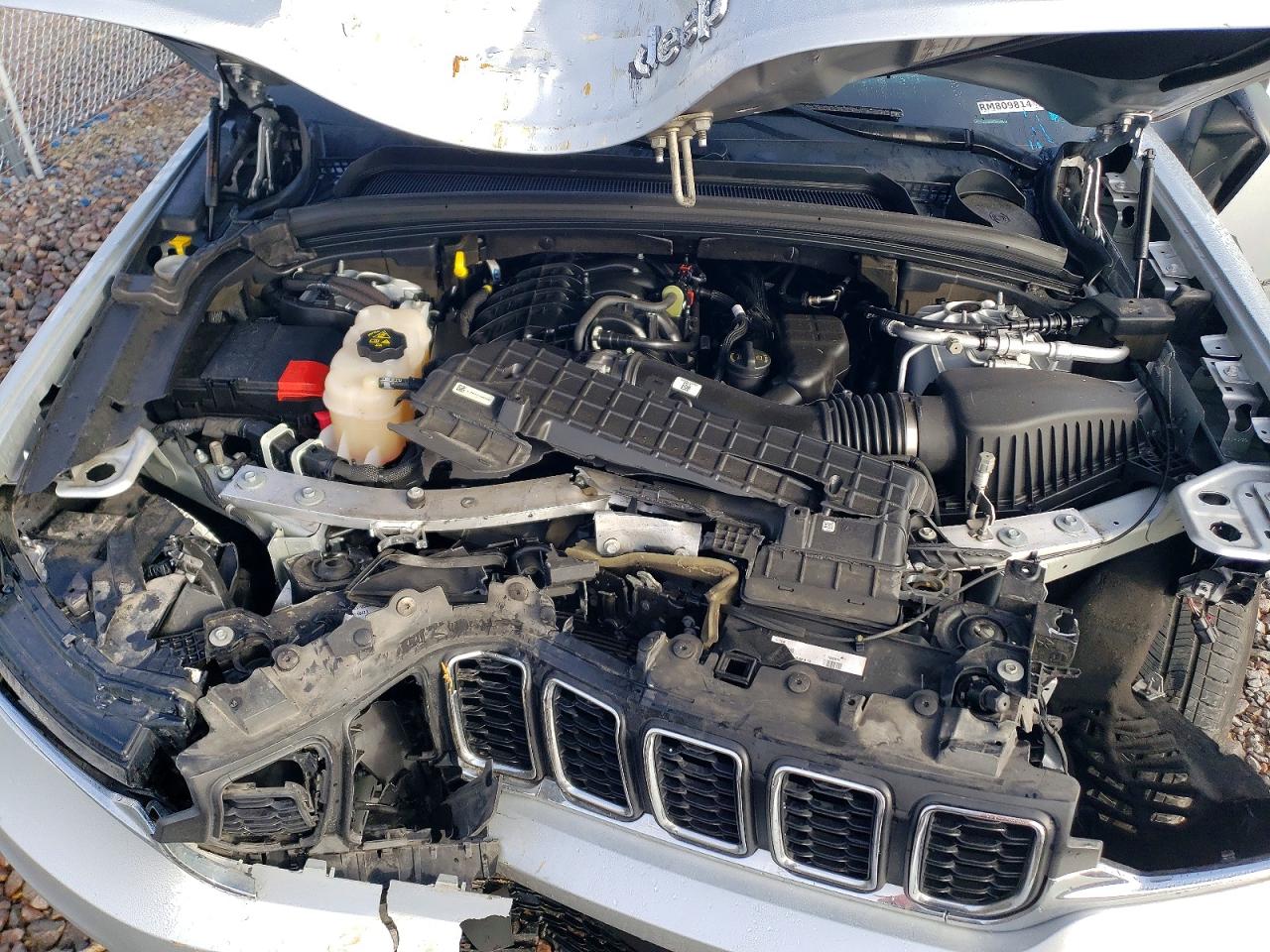 2023 JEEP GRAND CHEROKEE L LAREDO photo 23