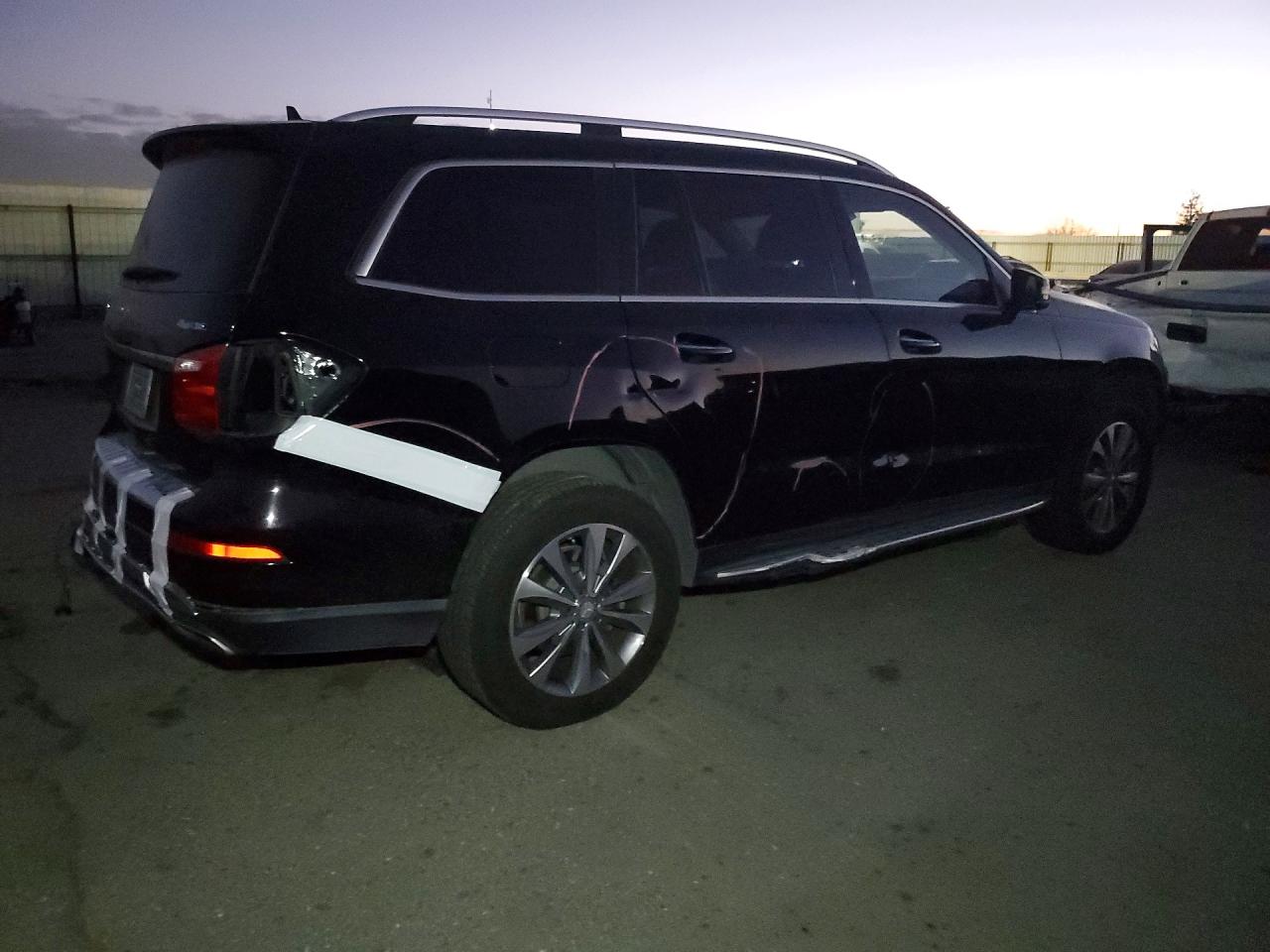 2015 MERCEDES-BENZ GL 450 4MATIC photo 5