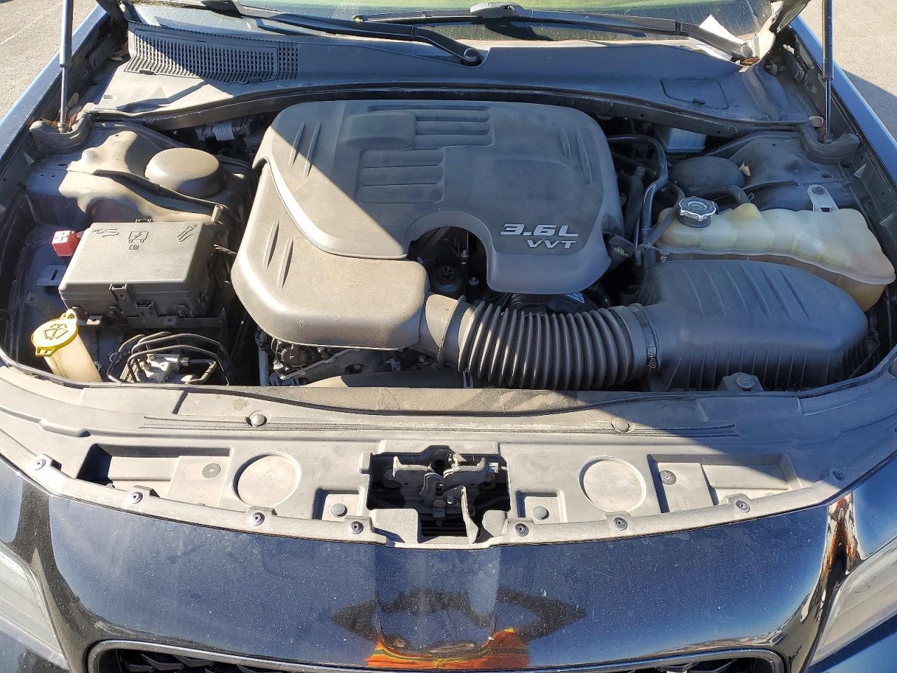 2019 CHRYSLER 300 TOURING photo 11