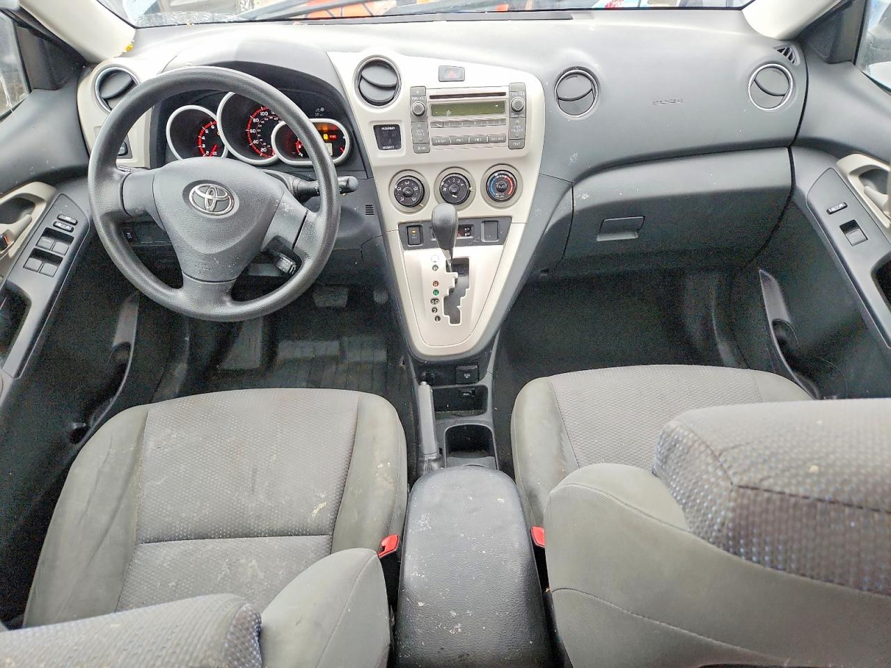 2010 TOYOTA COROLLA MATRIX S photo 15