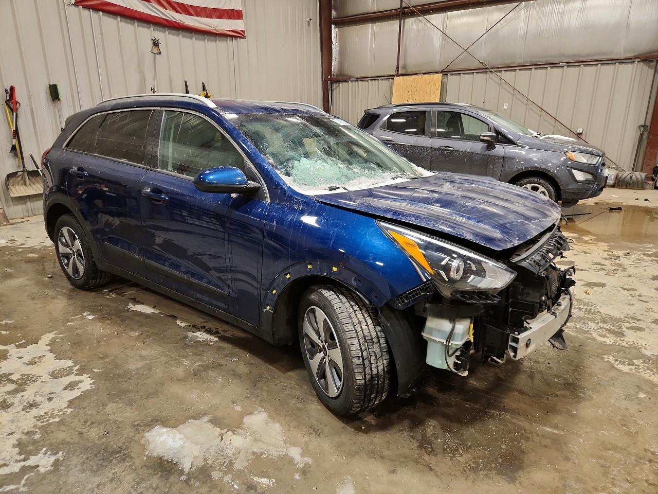 2020 KIA NIRO LX photo 4