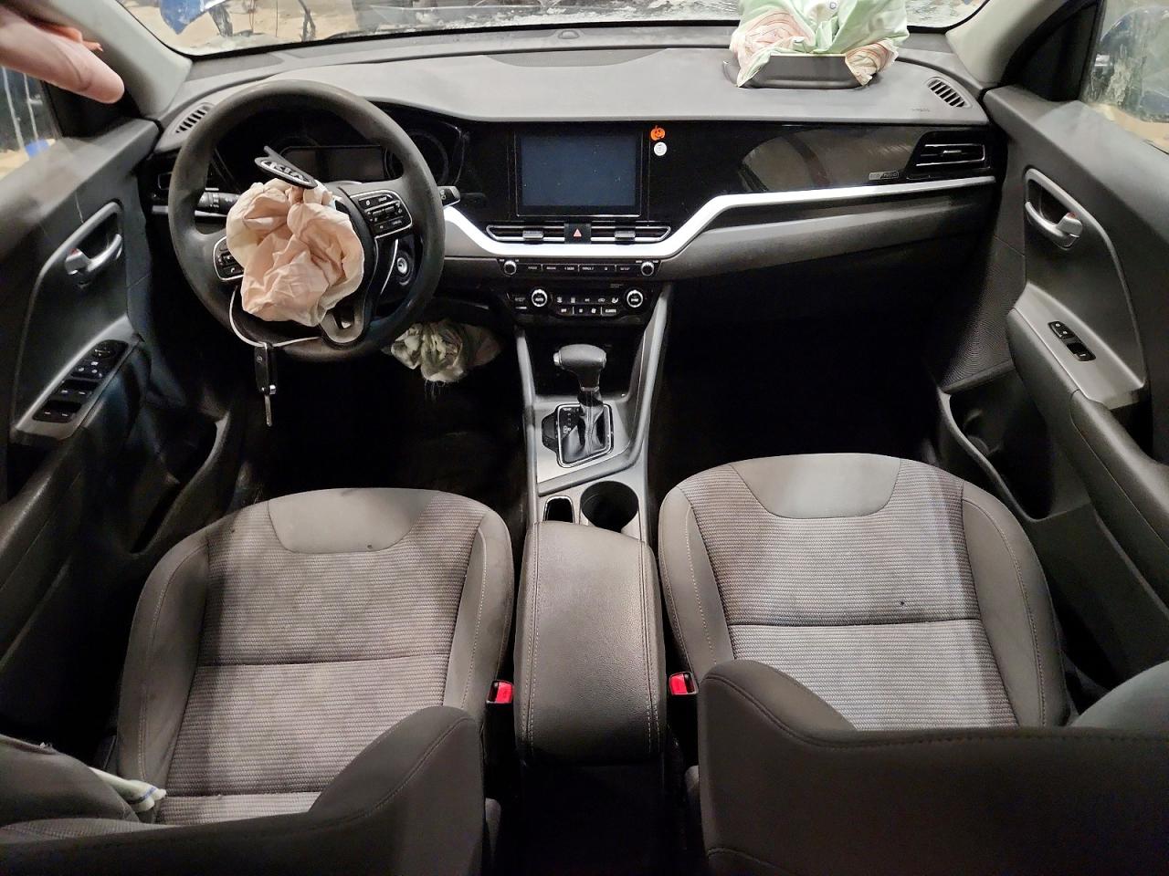 2020 KIA NIRO LX photo 8