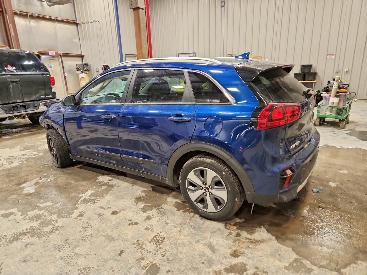 2020 KIA NIRO LX photo 2