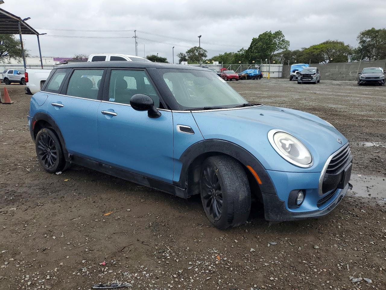 2016 MINI COOPER CLUBMAN photo 4