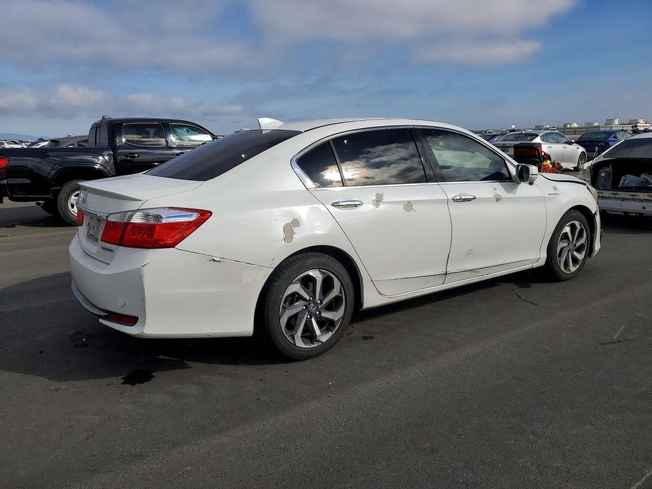 2014 HONDA ACCORD PLUG-IN HYBRID photo 5